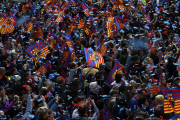 -شهر بارسلون-لالیگا-کوپا دل ری-دوگانه اسپانیا- آندرس اینیستا-طرفداران بارسلونا-جشن قهرمانی در خیابان