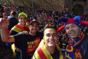 شهر بارسلون-لالیگا-کوپا دل ری-دوگانه اسپانیا-طرفداران بارسلونا-جشن قهرمانی در خیابان