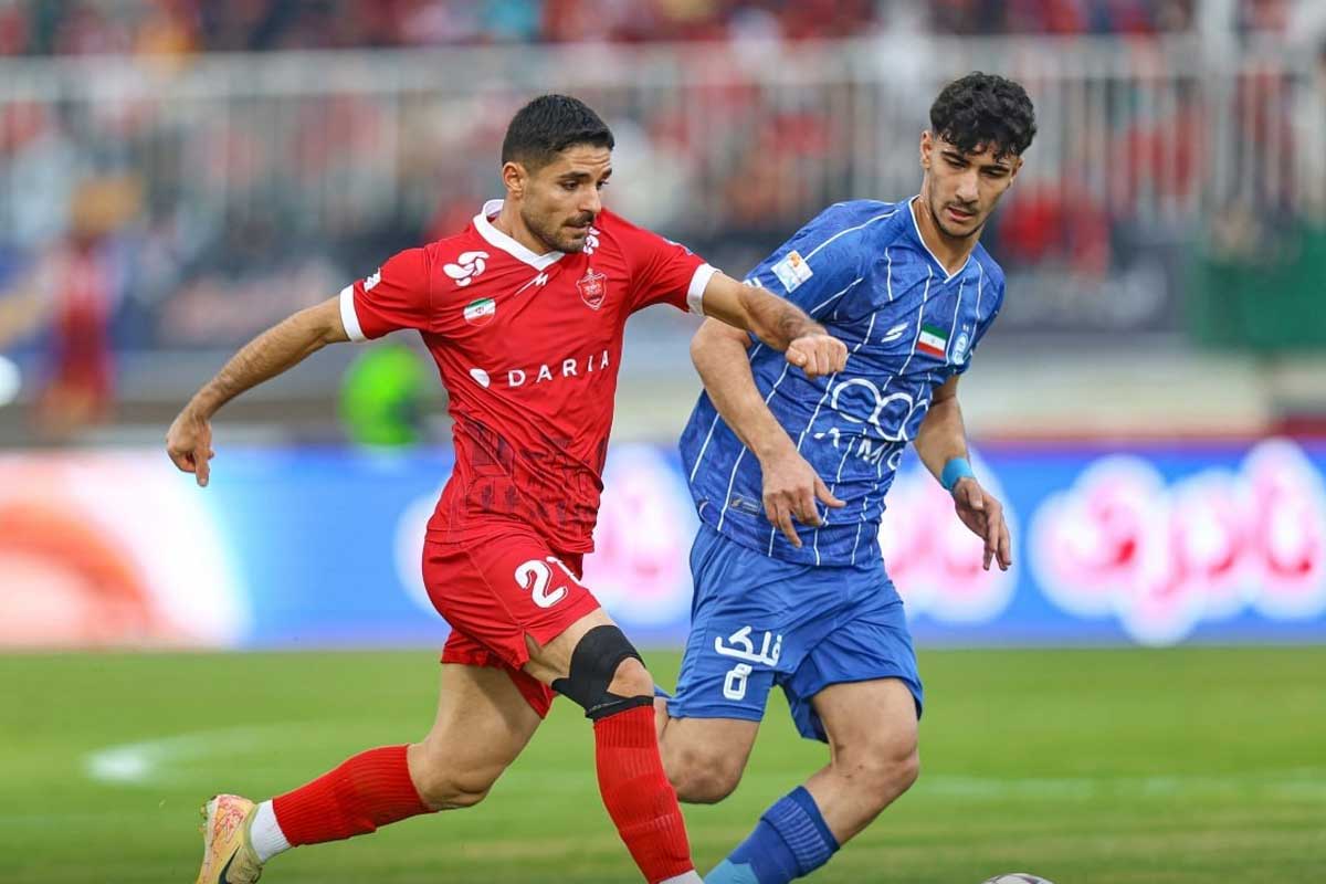 پرسپولیس - استقلال - دربی - لیگ برتر - فوتبال ایران - محمد عمری - امیرمحمد رزاقی نیا