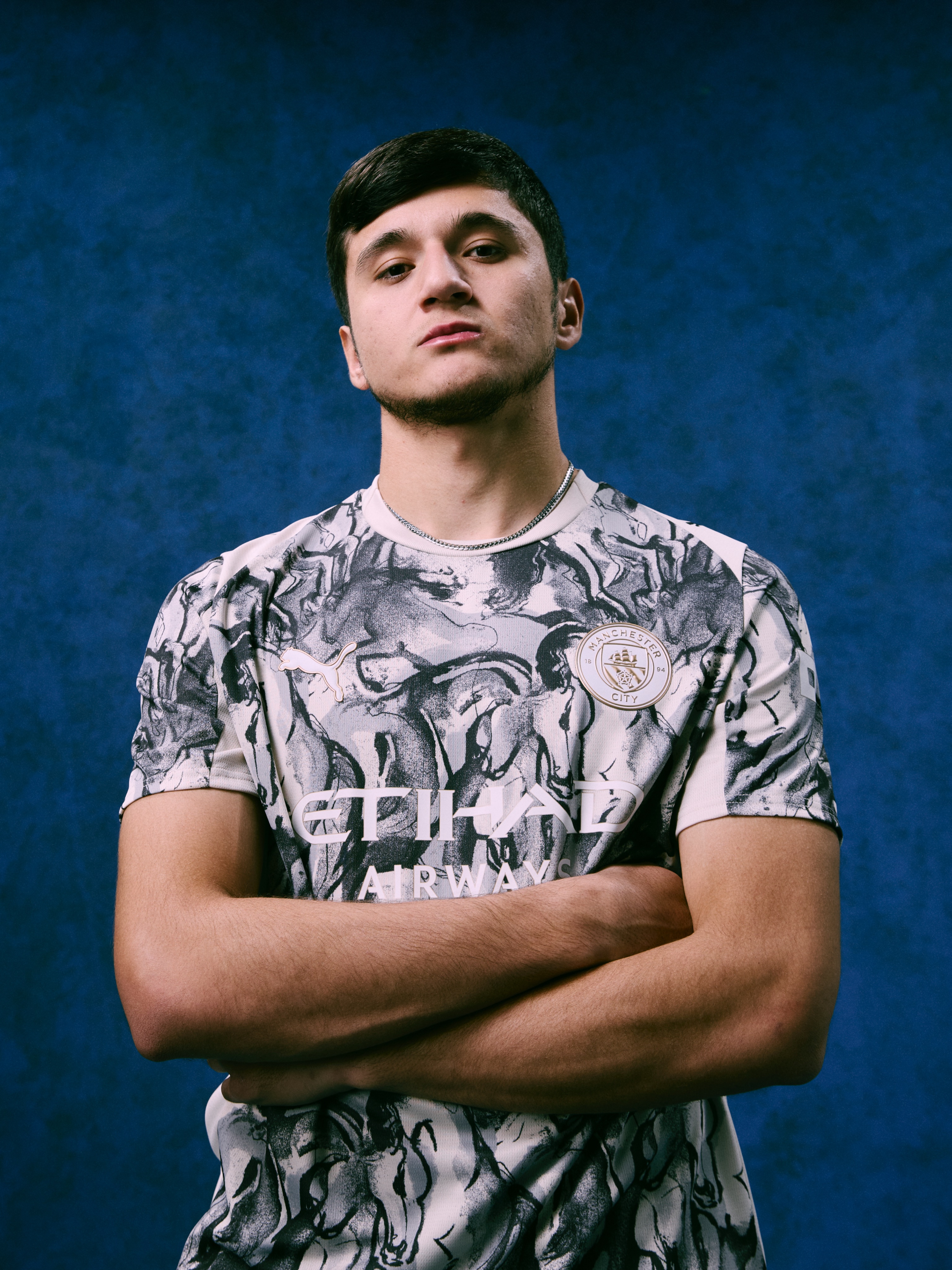 عبدالقادر خوسانوف - مدافع ازبک منچسترسیتی