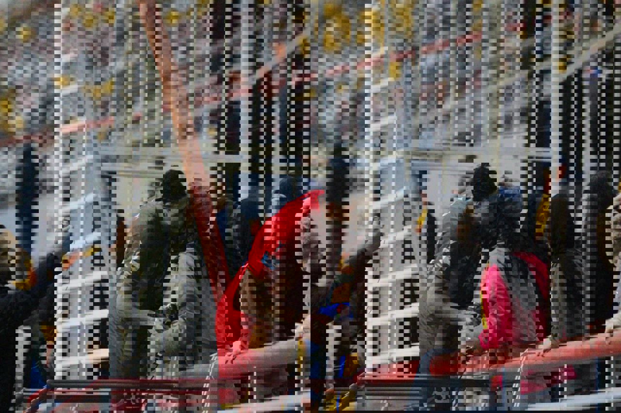 سنگرگیر و همسرش