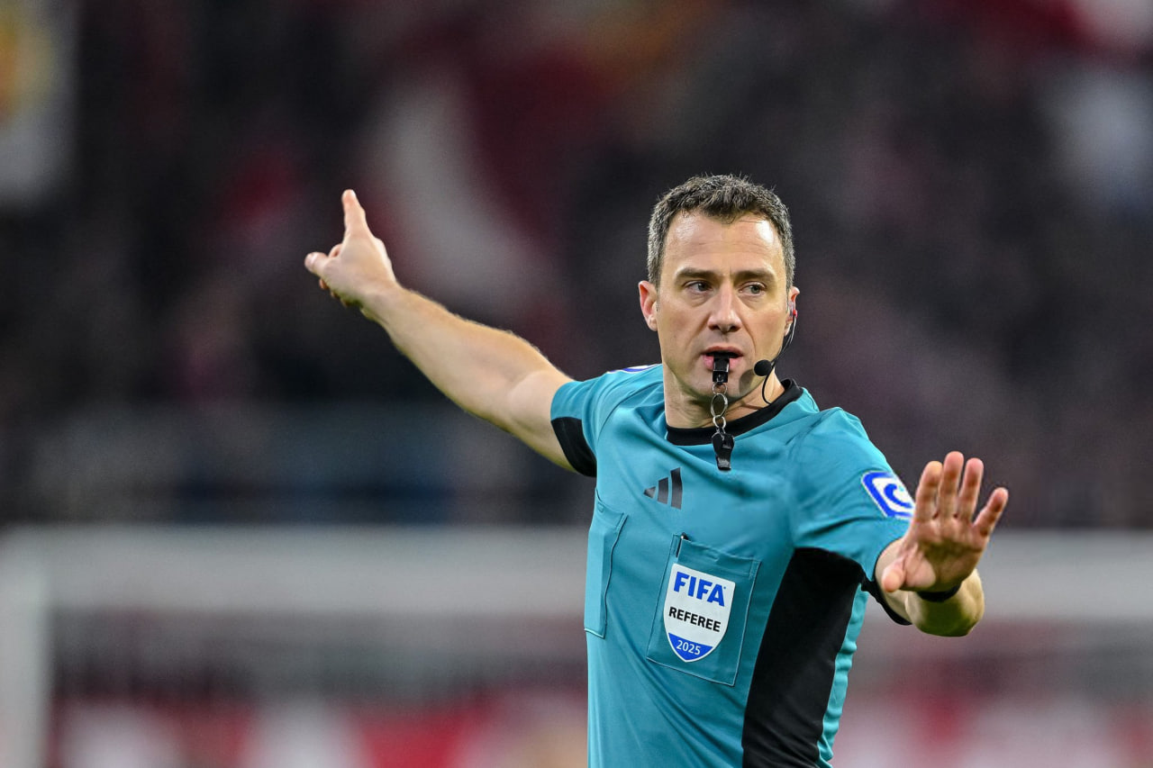 فلیکس زوایر داور آلمانی