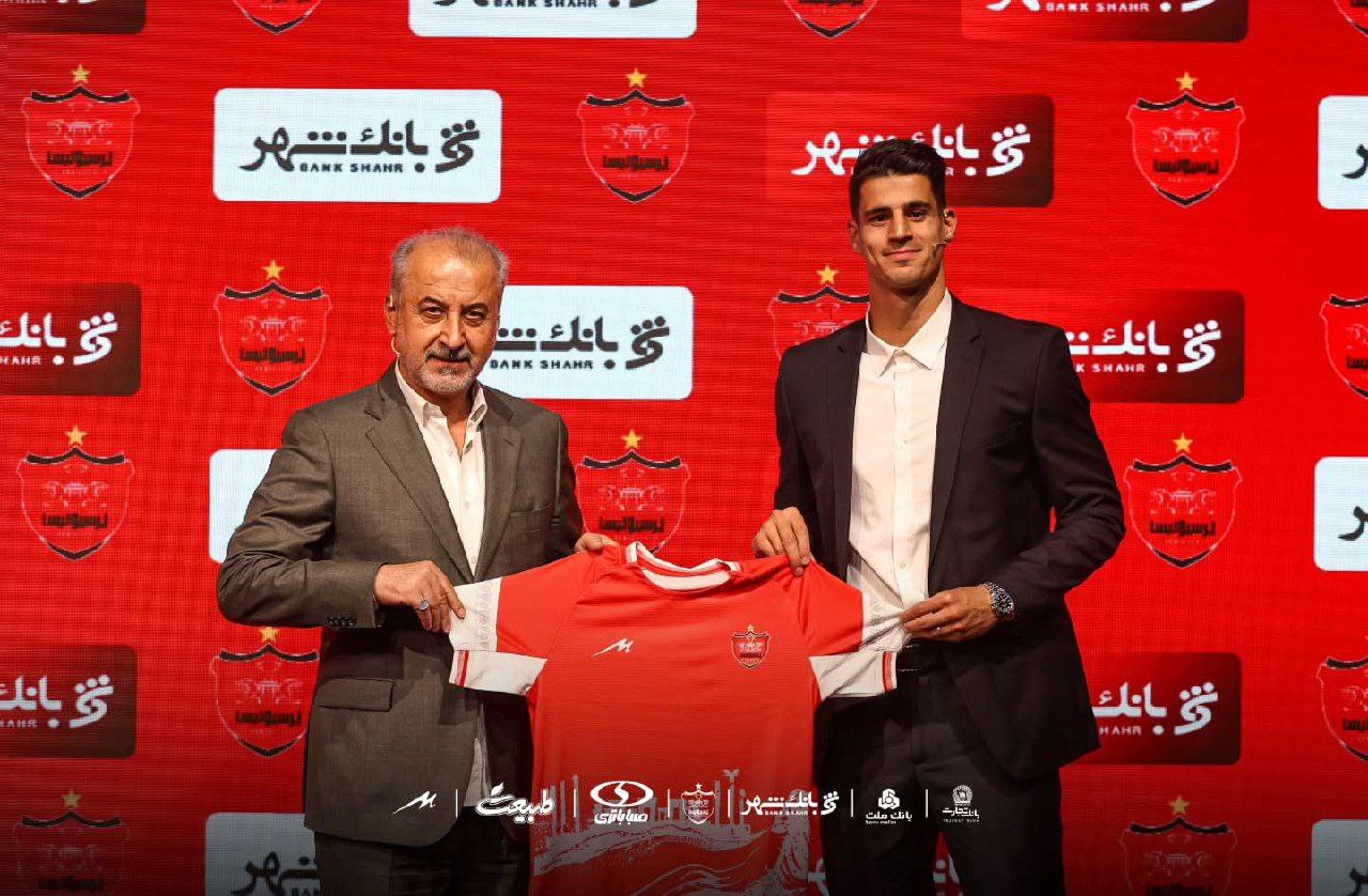 پیام نیازمند دروازه بان پرسپولیس و تیم ملی ایران
