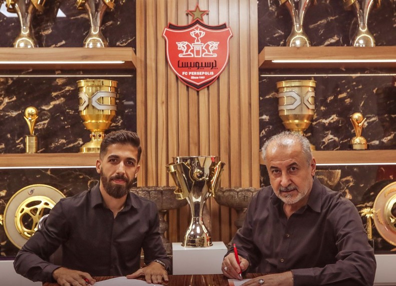 فرشاد فرجی مدافع پرسپولیس تهران - رضا درویش مدیرعامل پرسپولیس تهران - لیگ برتر ایران