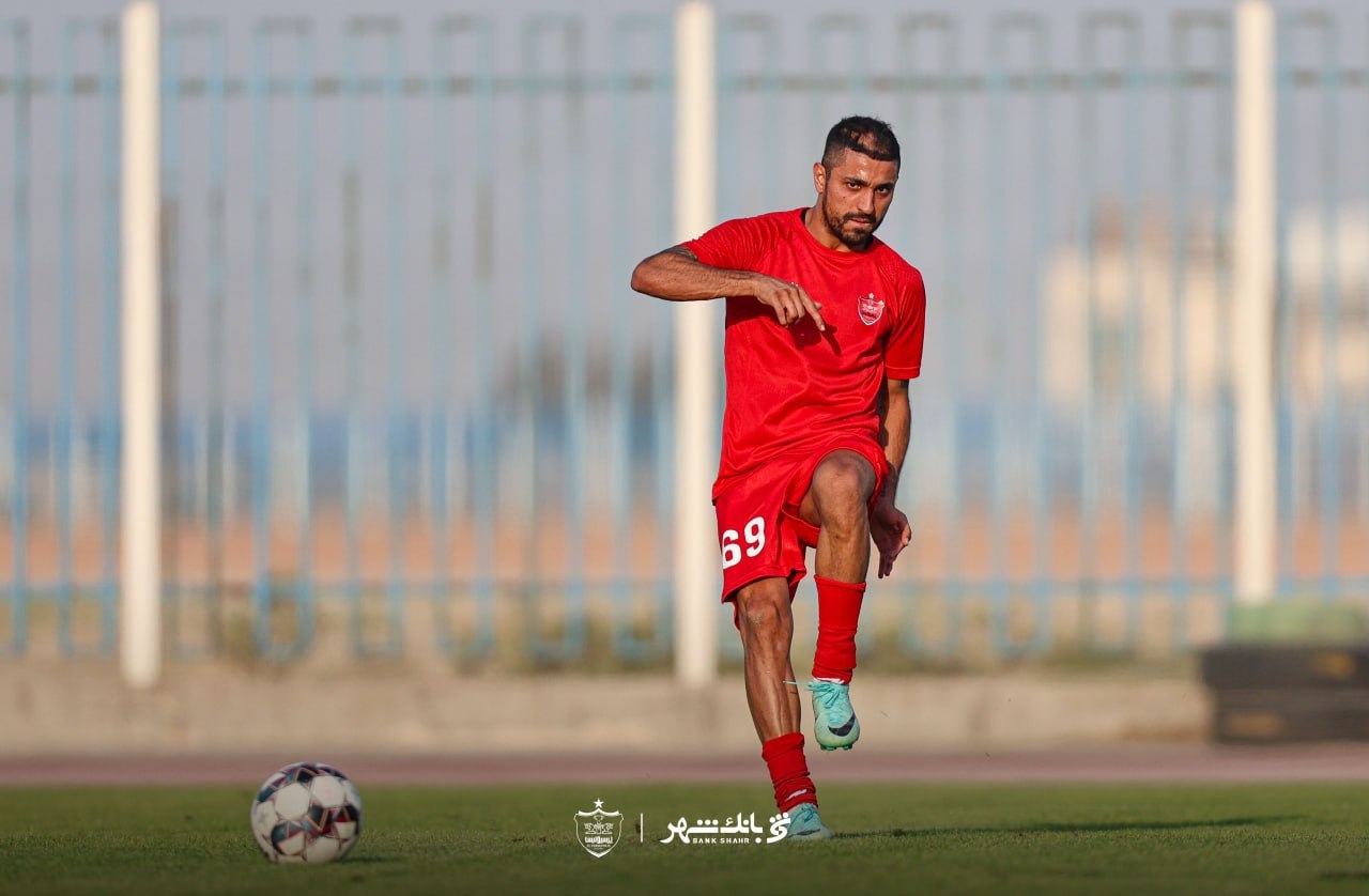 محمدامین کاظمیان وینگر جدید پرسپولیس تهران و بازیکن سابق آلومینیوم اراک - لیگ برتر ایران